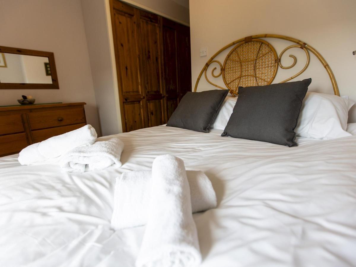 Pass The Keys Cosy Cottage With Views Over The Shropshire Hills Ludlow Exterior photo